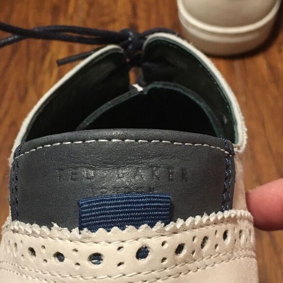 Ted Baker London Duke Leather Sneakers UK 8 US 9 (Fits a little large) - Picture 6 of 14